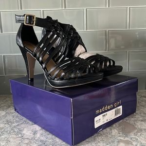 Madden Girl ‘KENNYYAA’ sandals